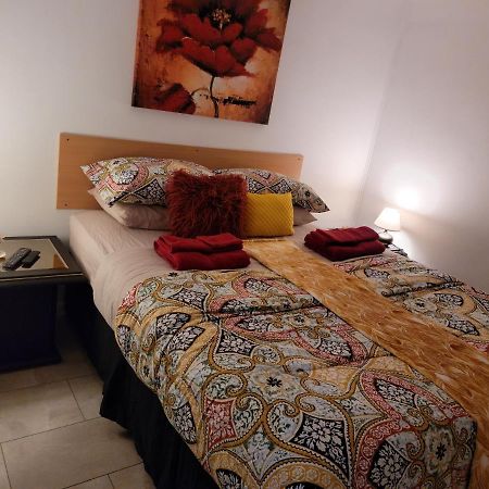 Vibrant Apartment In The Heart Of The Town Edmundston Extérieur photo