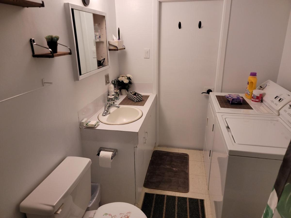 Vibrant Apartment In The Heart Of The Town Edmundston Extérieur photo